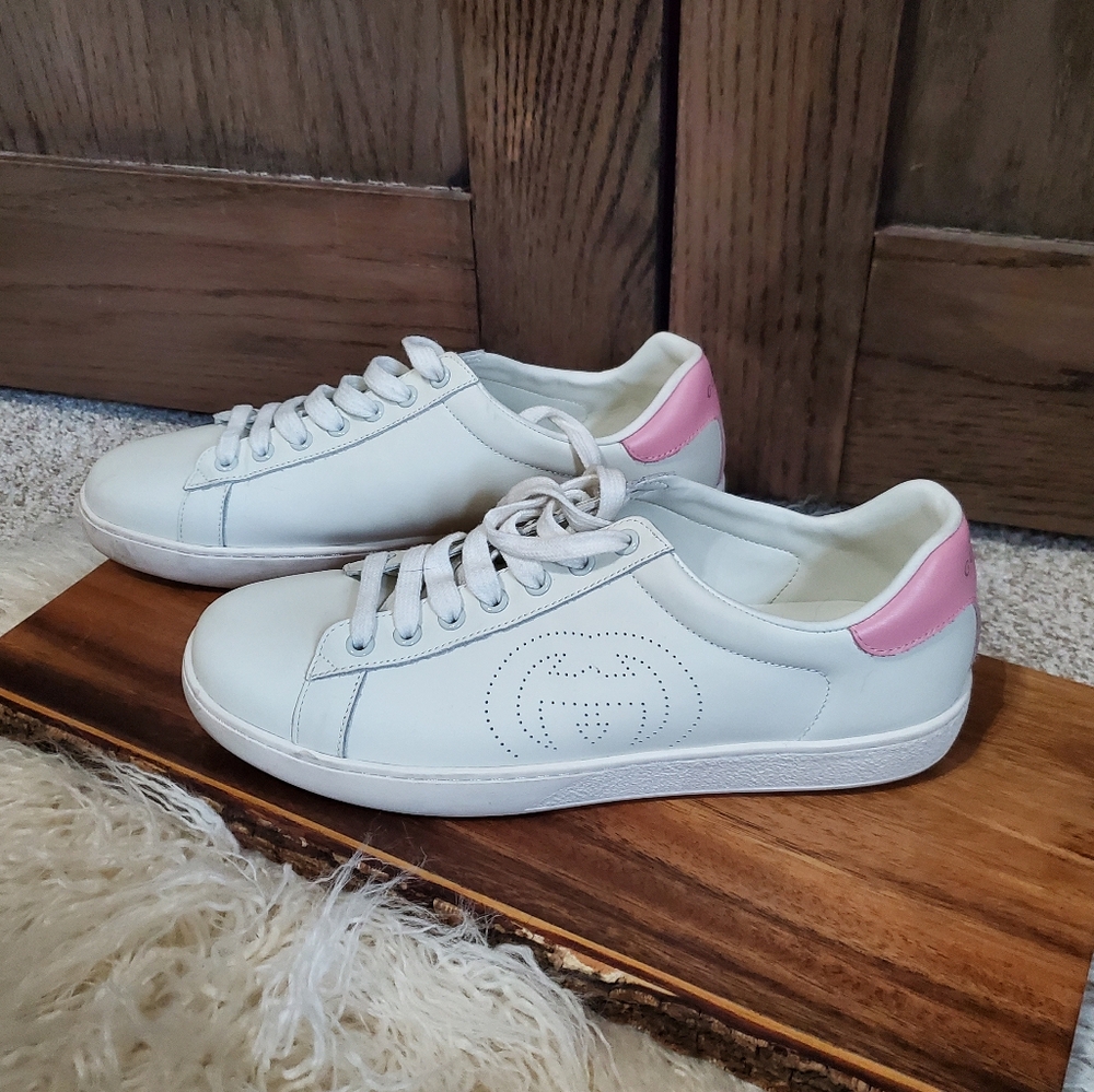LAST CHANCE Gucci Ace Stitch Sneaker